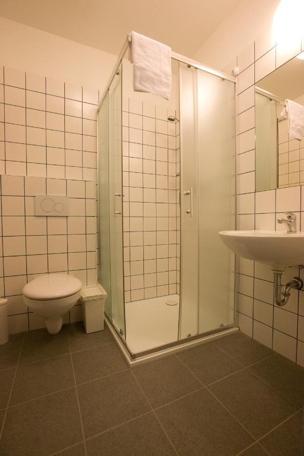 Hostel U Zlateho Kohouta กรอมเมียร์ริช ภายนอก รูปภาพ